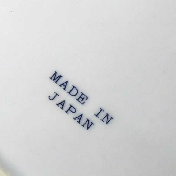 Lovely Mid Century Holly Berry 2 Tier Ceramic Plate Tid Bit Holiday Server Japan - Picture 12 of 13